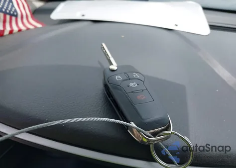 2014 Ford Fusion S z USA, uszkodzony, nr VIN 3FA6P0G72ER253407